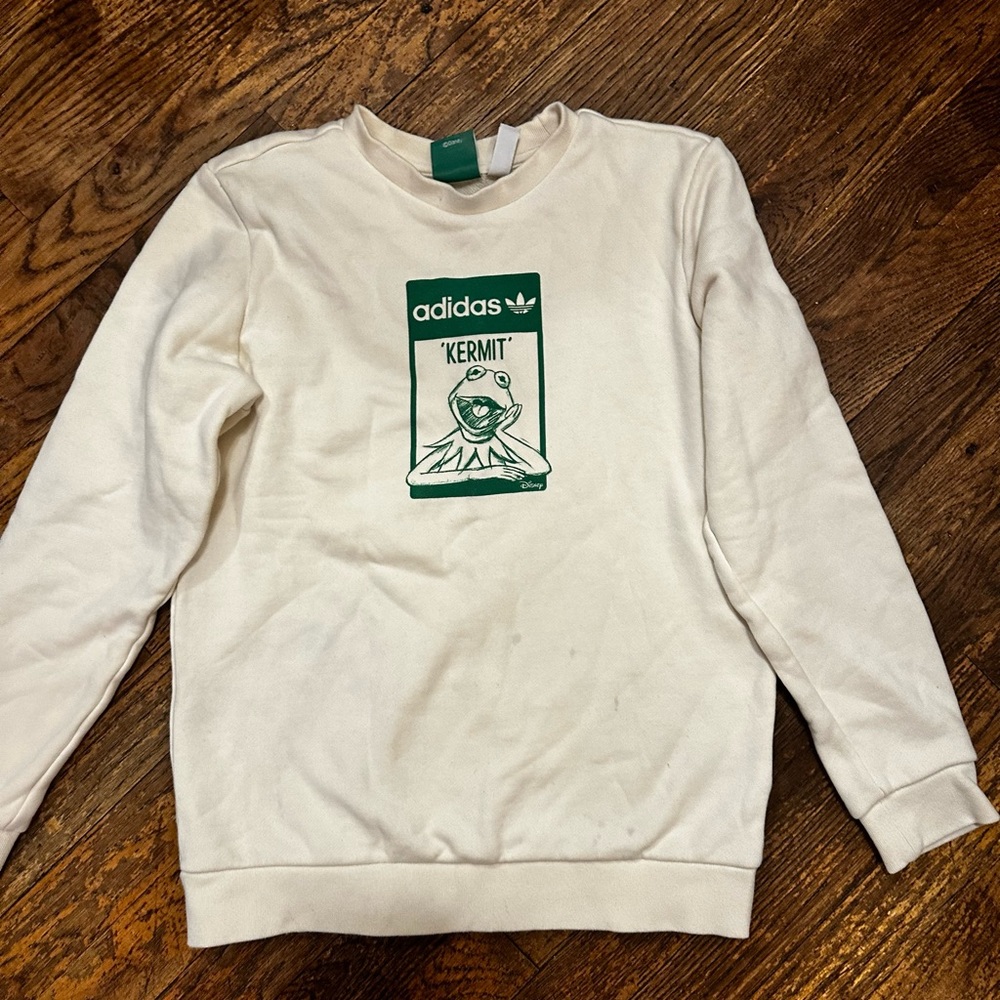 LIGHTLY WORN KIDS ADIDAS/DISNEY COLLAB IVORY WITH GREEN GRAPHIC SWEATSHIRT - MED